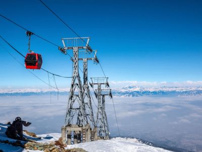 Gulmarg gondola cable car snow view Kashmir tour package