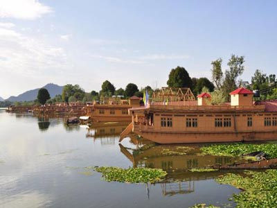 nigeen lake 2 400 x 300